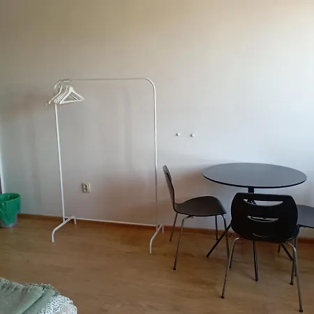 Pokoje Targowek *