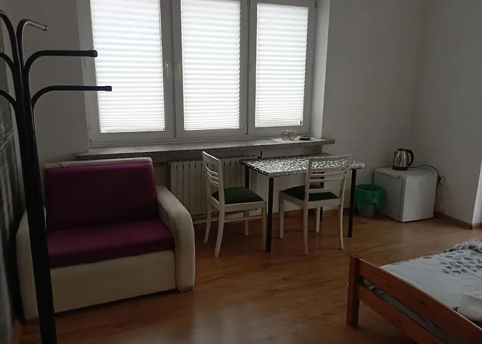 Pokoje Targowek Hotel