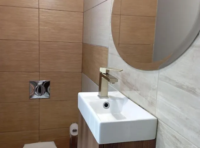 Pokoje Targowek Hotel *