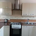 Pokoje Targowek מלון *